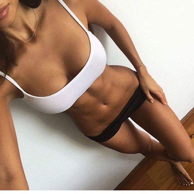 bikini model diet and workout